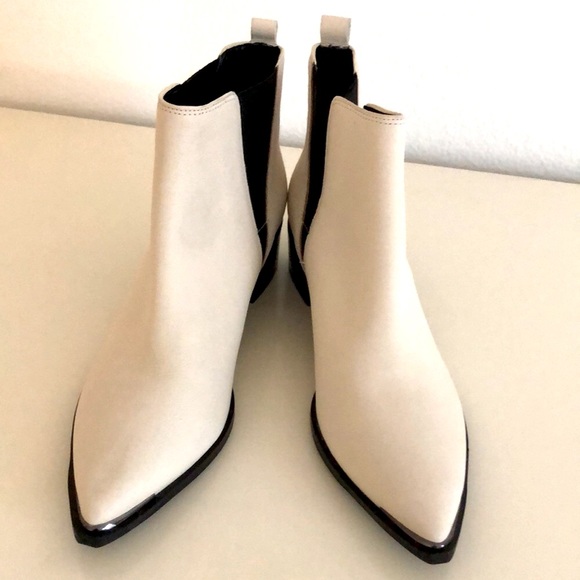 Marc Fisher LTD Ankle Boots 6.5 - Picture 2 of 5